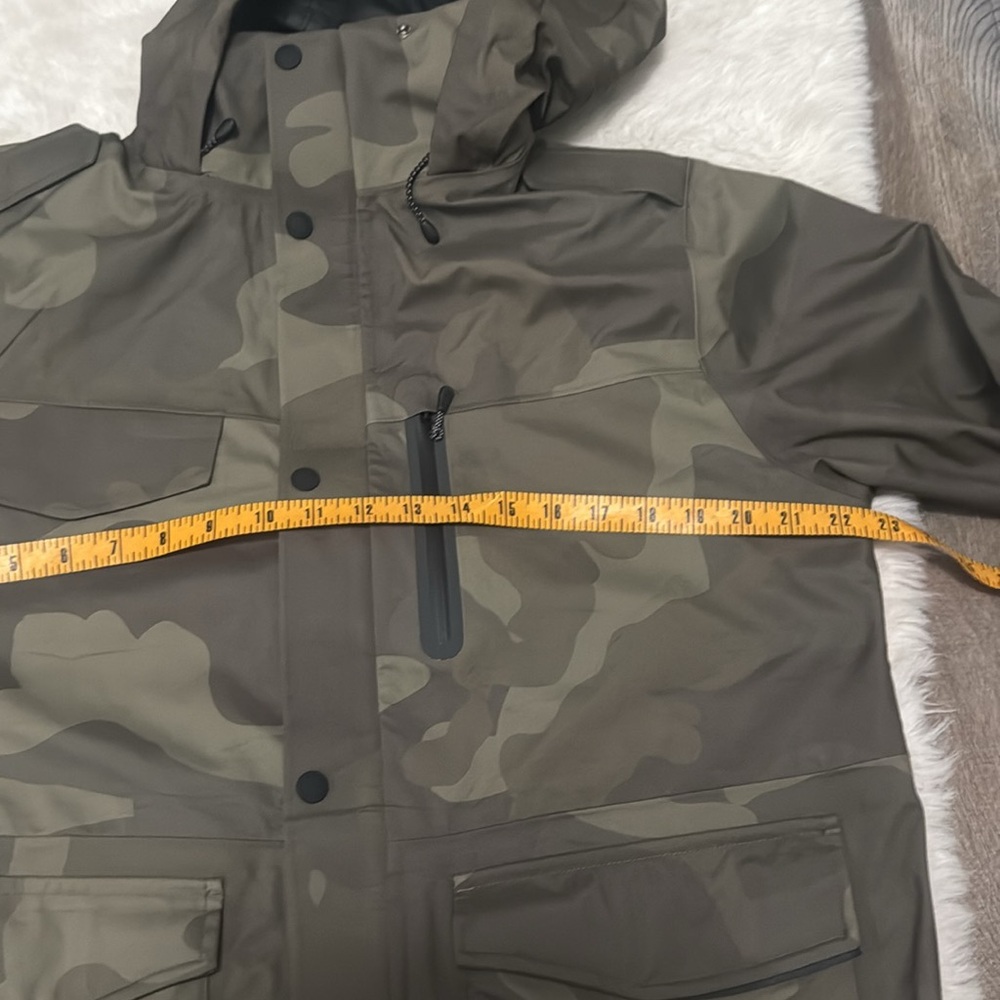 ROARK The Wolf 3-Layer Camo Print Hooded Jacket ~ NWOT - Picture 10 of 13